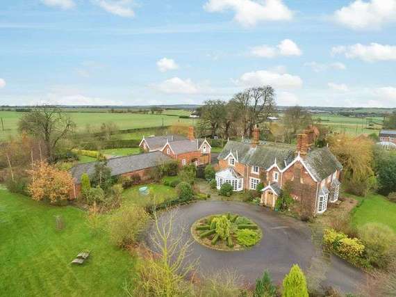 10 Bedroom Detached
